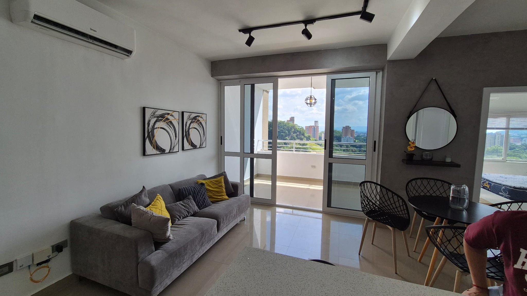 Modern Apartment in Las Chimeneas, Apartamento en Las Chimeneas